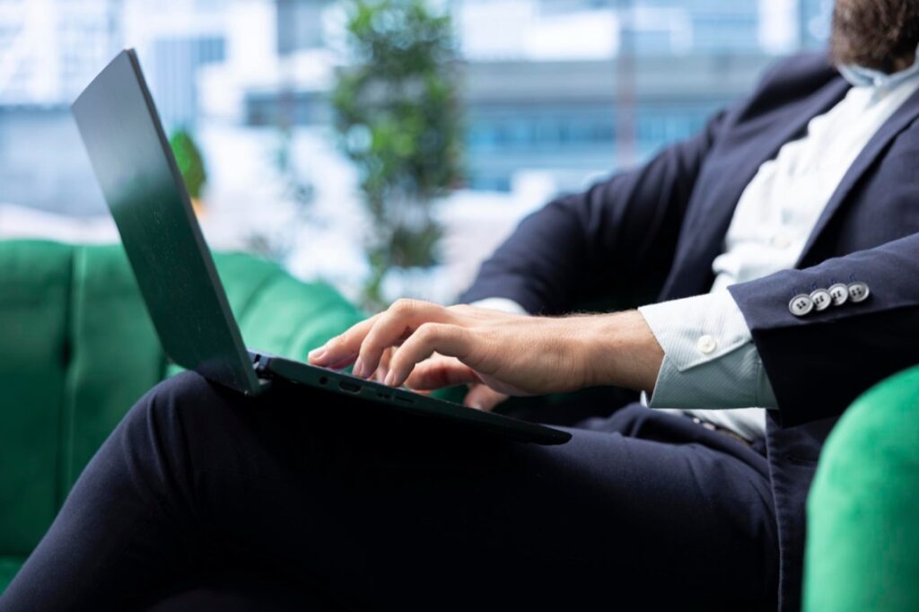 Lenovo ThinkPad L14 Gen 6 Intel oferuje szeroki zestaw